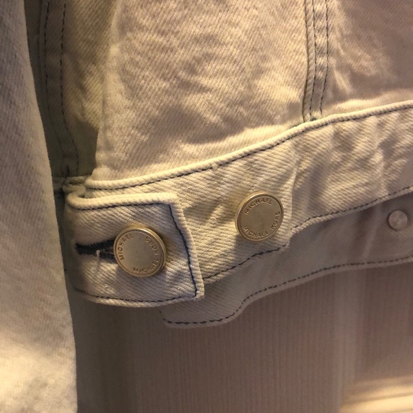 ☄️New Michael Kors Angel Blue Denim Jacket Note Not Part of the 1/2 off Sale - Picture 9 of 10